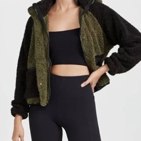 NWT- Plush Apparel / Revolve - XS - Picture 1 of 10
